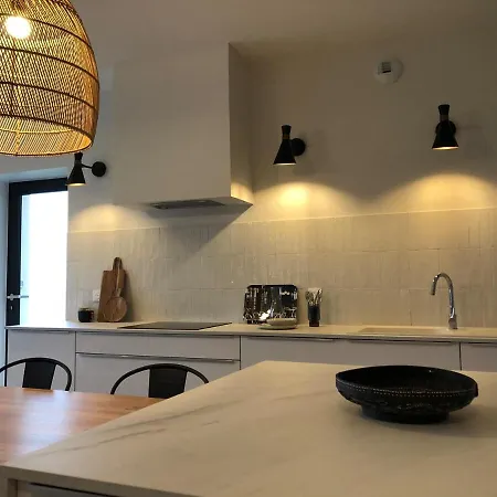 Maison *